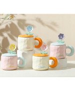 KUBEK CERAMICZNY 450ML Z ŁYŻECZKĄ + POKRYWKĄ KWIAT DO KAWY HERBATY DLA MAMY